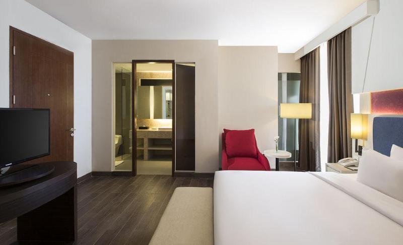 Howard Johnson By Wyndham Pekalongan Buitenkant foto