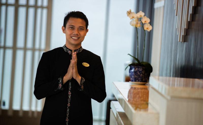 Howard Johnson By Wyndham Pekalongan Buitenkant foto